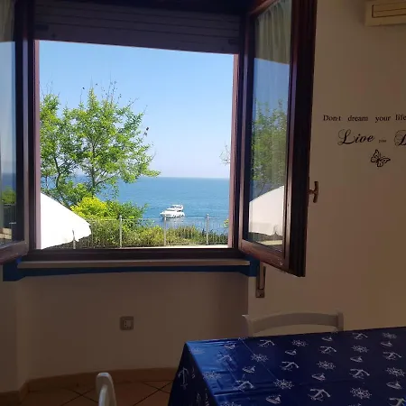 Homestay La Rotonda Sul Mare